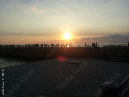 Aspettando il tramonto sul mare