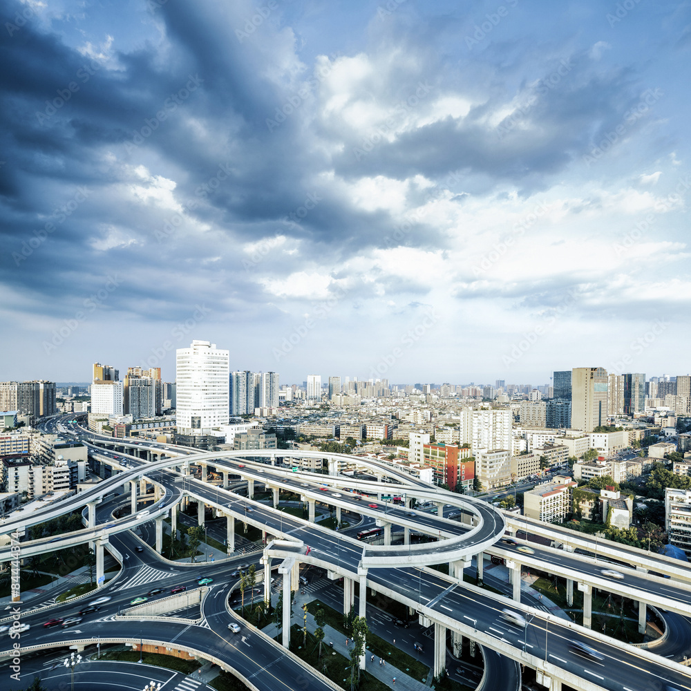 Obraz premium Elevated overpass and skyline