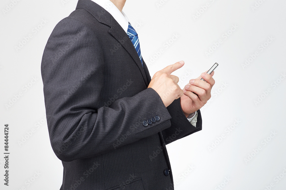 ビジネスイメージ　ボディパーツ　スマホ使用