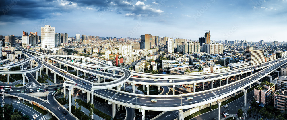 Naklejka premium Elevated overpass and skyline