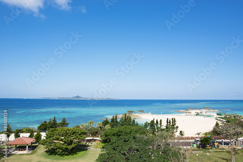 沖縄のビーチ・エメラルドビーチ © yuuta