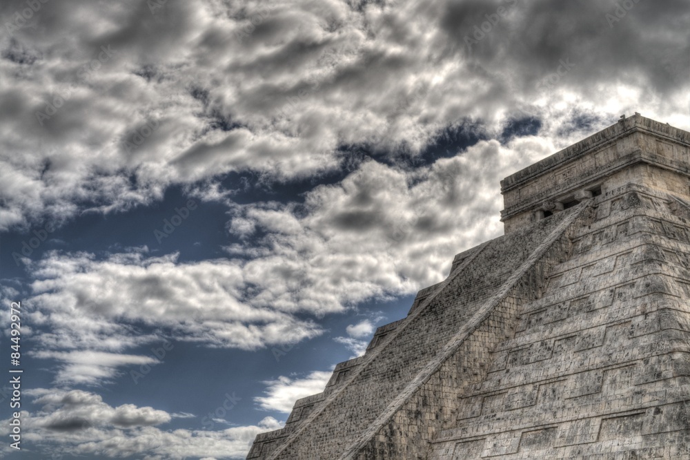 Mayan pyramid at Chichen Itza in Mexico Mayan pyramid at Chichen Itza in Mexico
