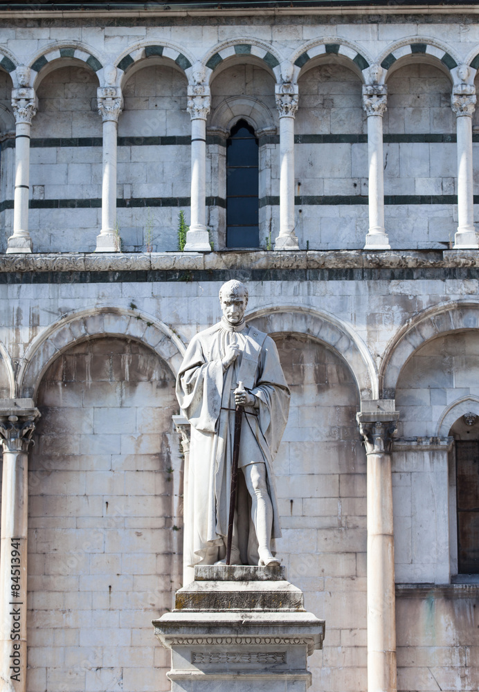 Statue of Francesco Burlamacchi in Lucca