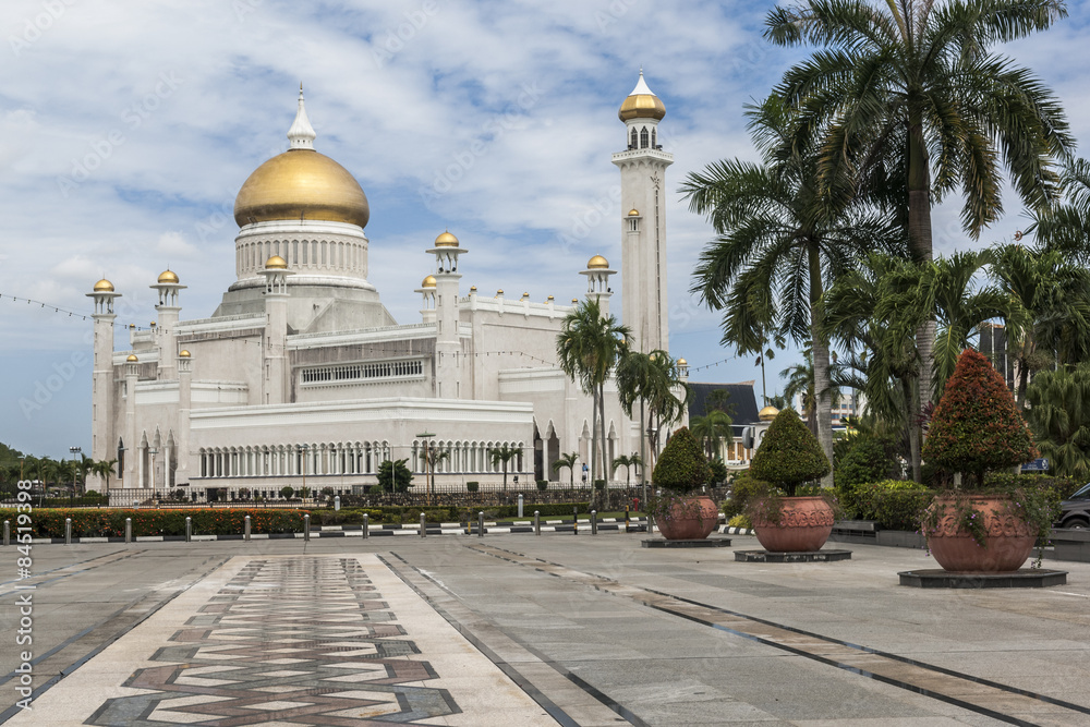 Fototapeta premium Sultan Omar Ali Saifuddin Mosque in Bandar Seri Begawan
