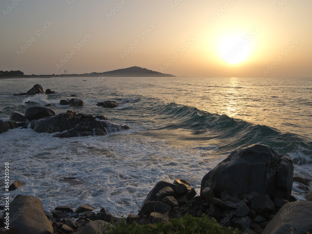 Wunderschöner Sonnenaufgang in Sardinien