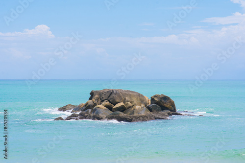 The rocks in the sea © Sunanta