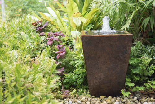 Fotografi fountain from pot