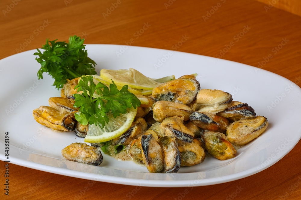 Mussels in butter sauce