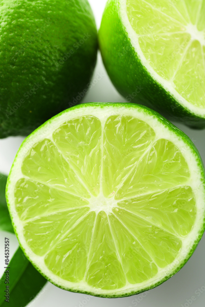 Sliced fresh limes Sliced fresh limes