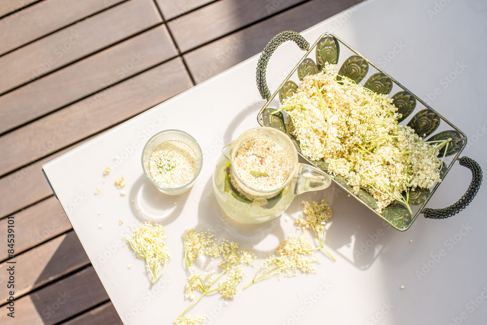 summer fresh drink made of elder berries and limes
