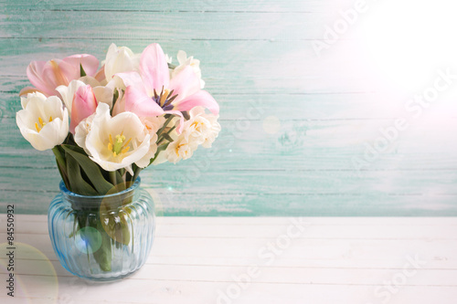 Fototapeta Naklejka Na Ścianę i Meble -  Background with fresh  tulip flowers