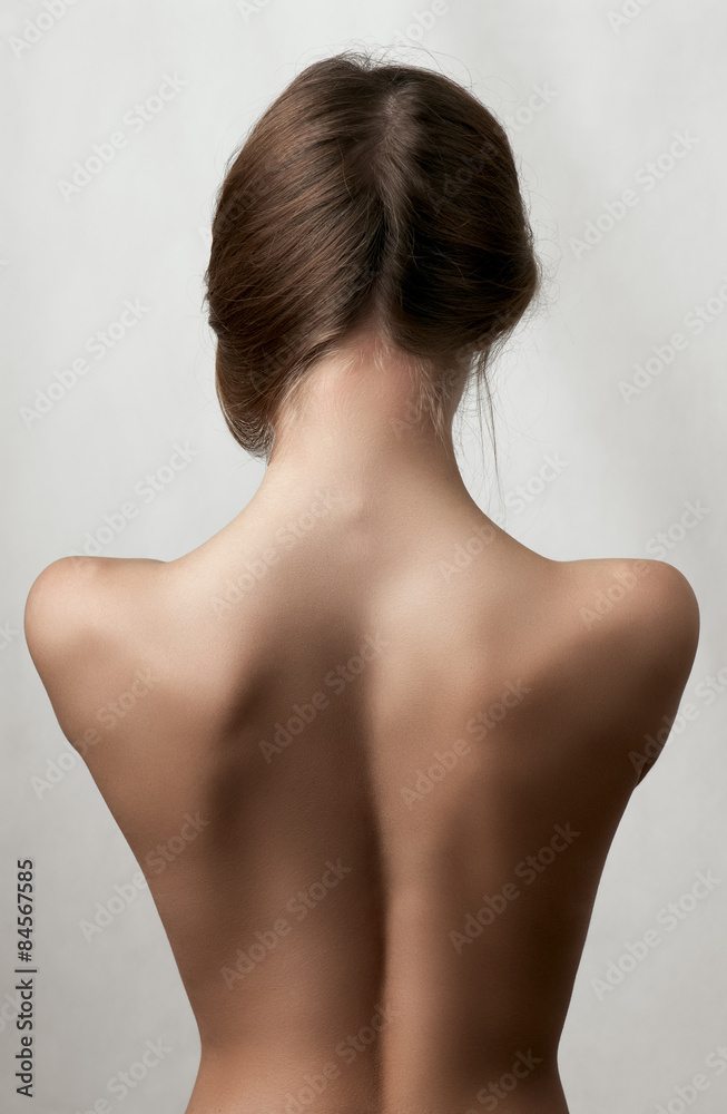 Naklejka premium Beauty back of young female model