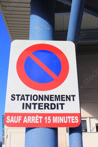 Stationnement interdit photo