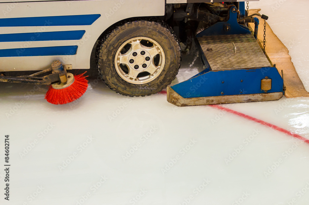 The machine for resurfacing ice in stadium The machine for resurfacing ice in stadium