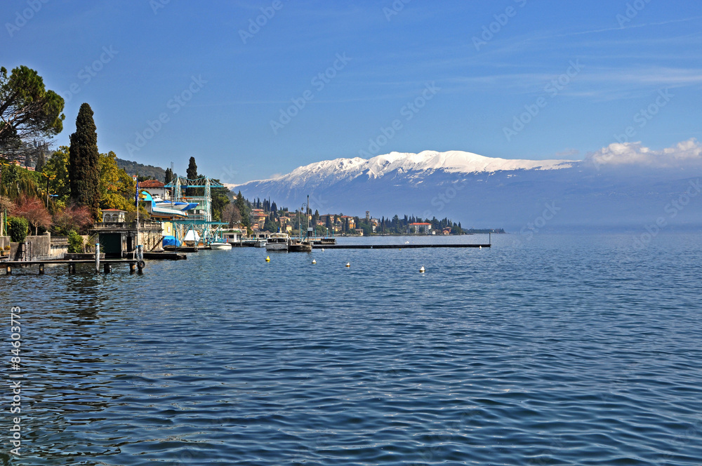 Naklejka premium Aussicht von Gardone Riviera