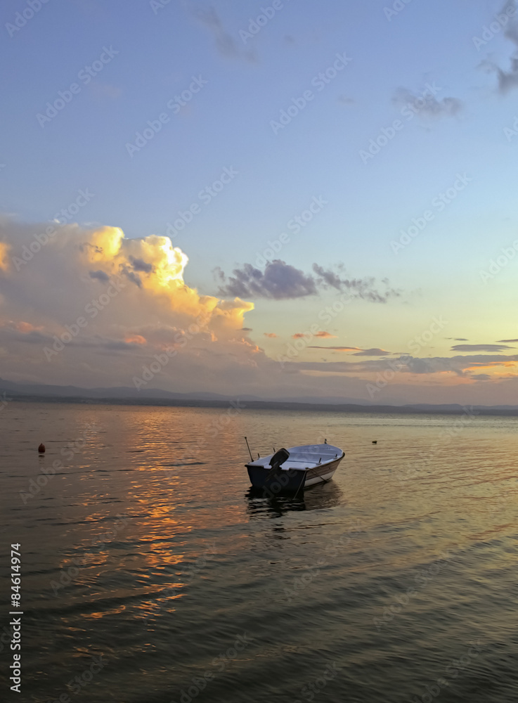 Obraz premium boat in sunset