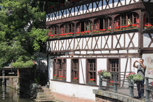 Façade de maison à colombage en Alsace