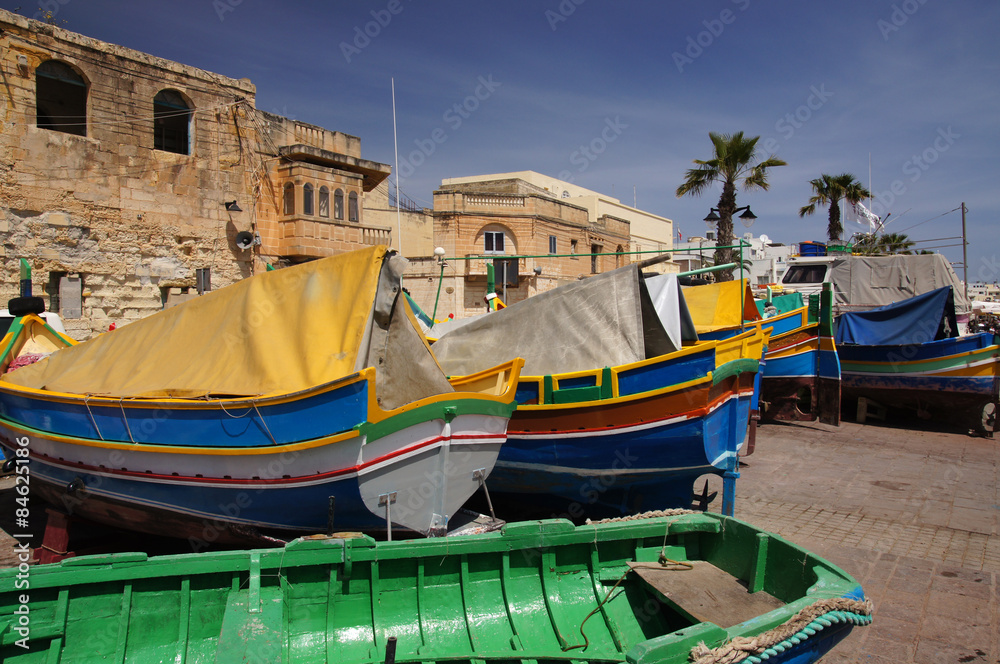 Poupe de Luzzus - bateaux maltais à Marsaxlokk