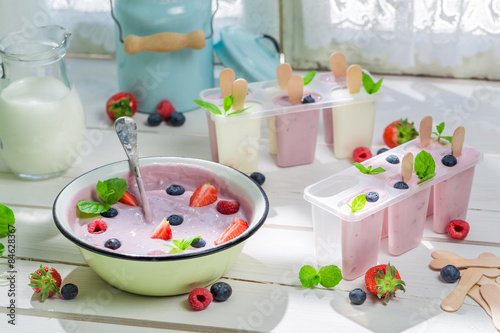 Summer ice cream with berry fruits