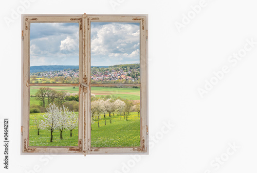 Fenster mit Blick auf Fr  nkische Schweiz I