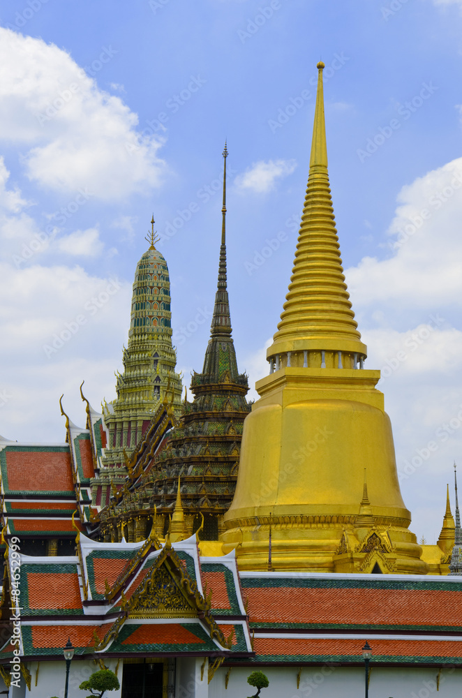 Fototapeta premium Emerald Buddha Temple, Bangkok, Thailand