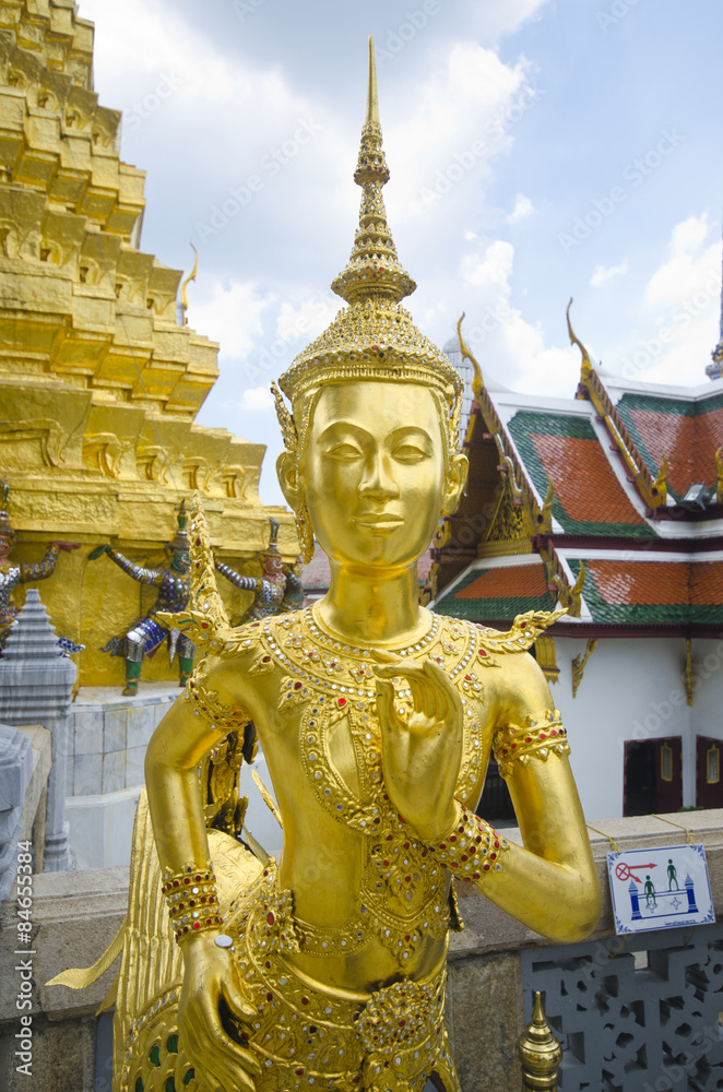 Fototapeta premium Angel statue at Emerald Buddha Temple, Bangkok, Thailand