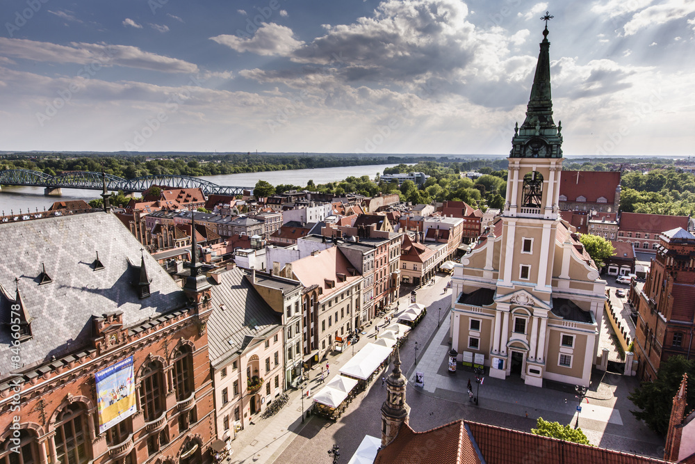 Naklejka premium Poland - Torun, city divided by Vistula river between Pomerania