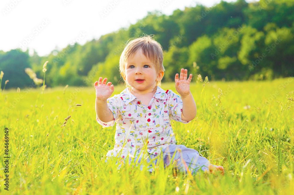 Fototapeta premium Baby enjoys life.