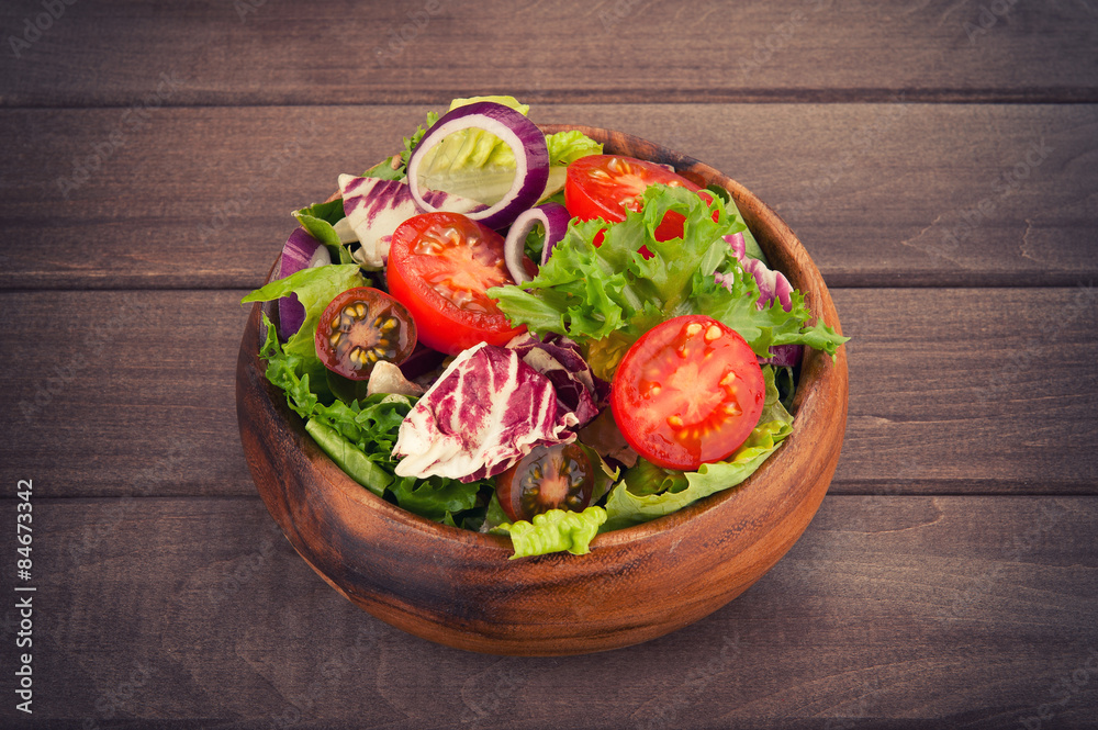 vegetable salad in bowl