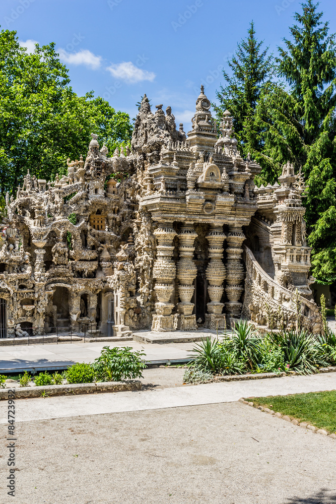 Palais Idéal du Facteur Cheval
