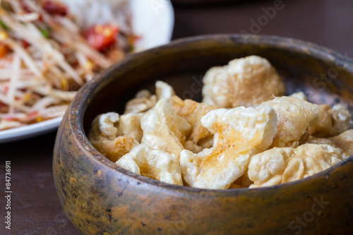 Pork rind, Thai food