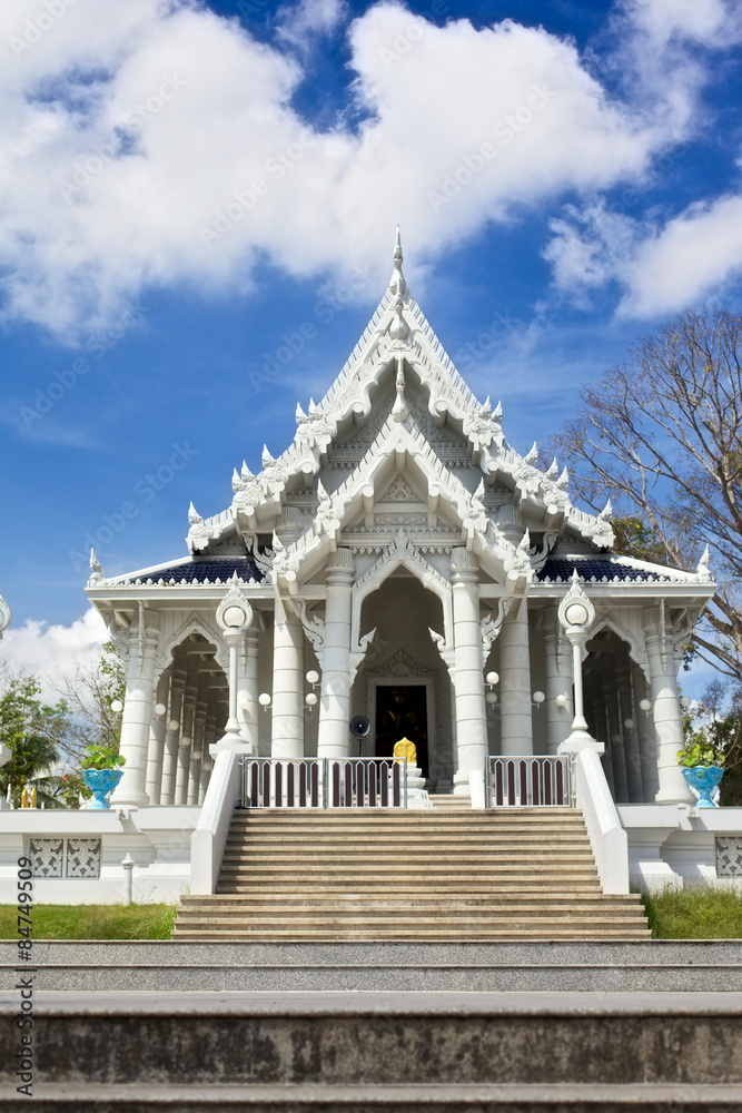 Kaew Grovaram Temple