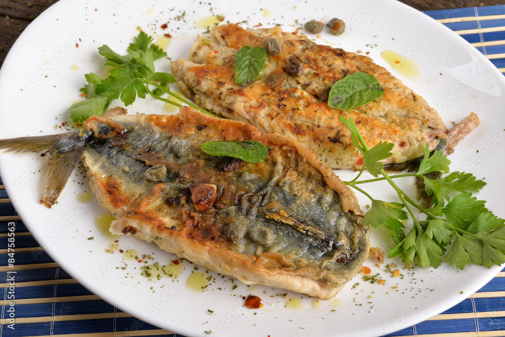 MACKEREL BAKED WITH HERBS MACKEREL BAKED WITH HERBS