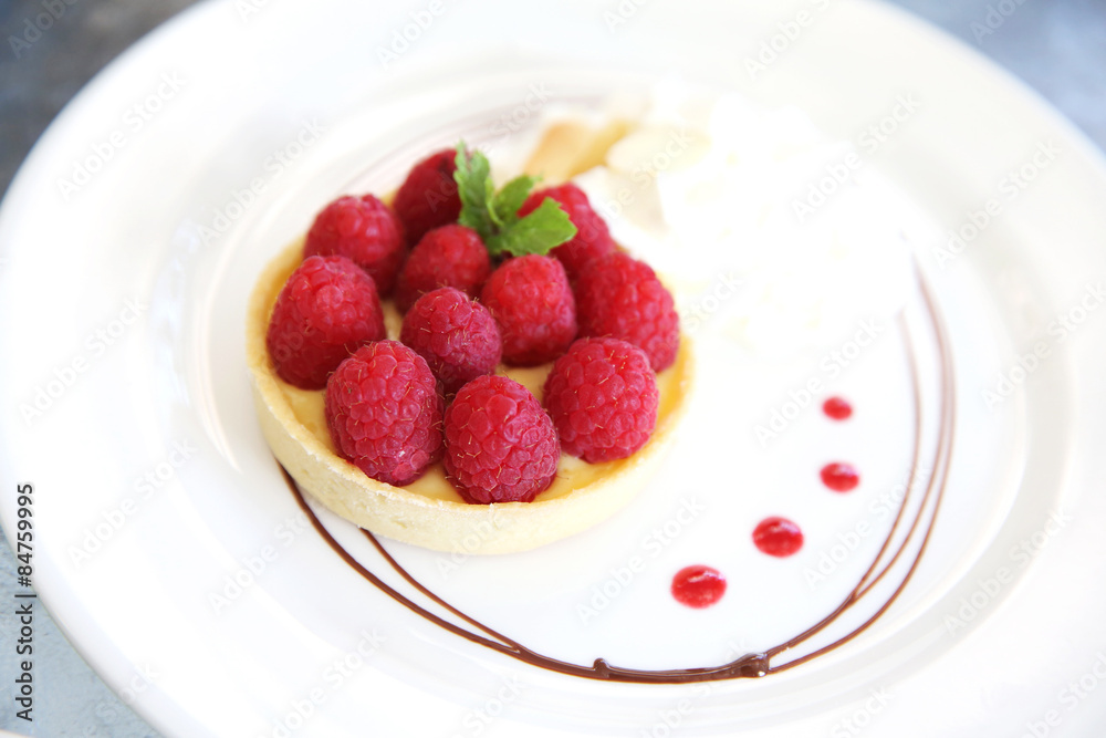 raspberry tart raspberry tart