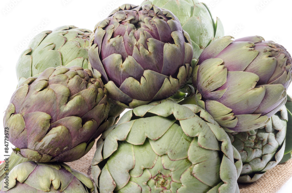Obraz premium Fresh artichokes