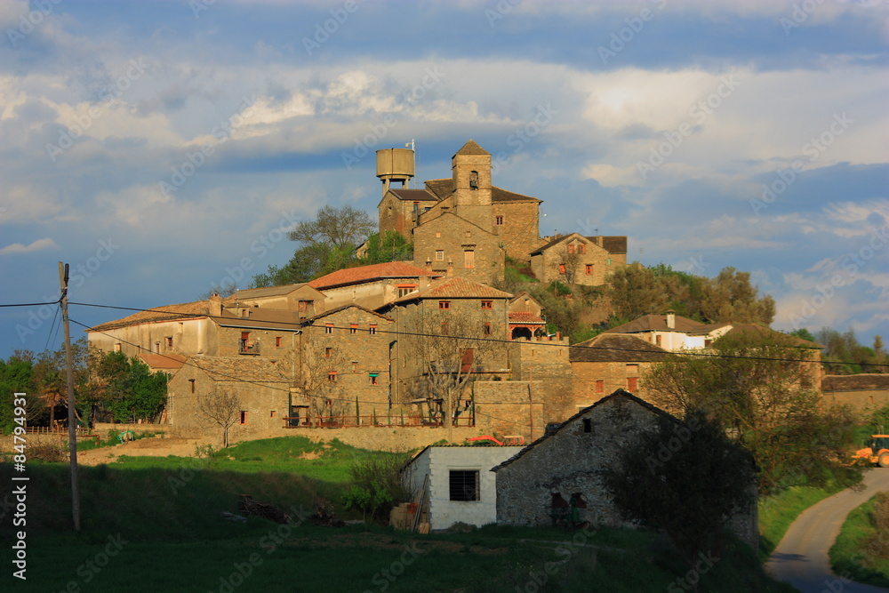 Pueblo de La Torrecilla,  Prepirineo. Huesca