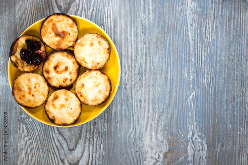 cheesecakes on wooden table top view