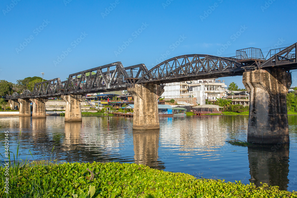 Obraz premium Bridge over the river Kwai in Kanchanaburi, Thailand