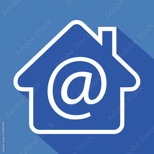 Logo maison et internet.