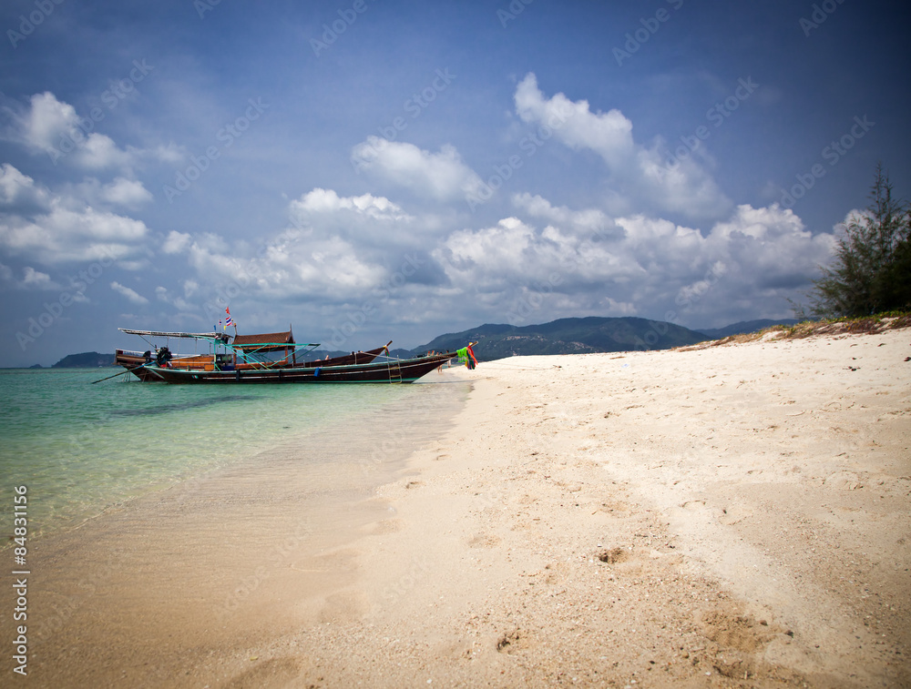 Fototapeta premium Beautiful tropical beach, Thailand