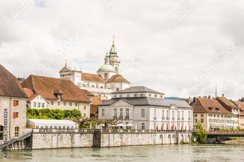 Solothurn, Stadt, Altstadt, Kathedrale, St. Ursen-Kathedrale, historische Altstadthäuser, Aare, Flussufer, Schweiz