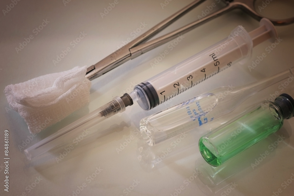 Preparation for prick syringe bandage ampoule