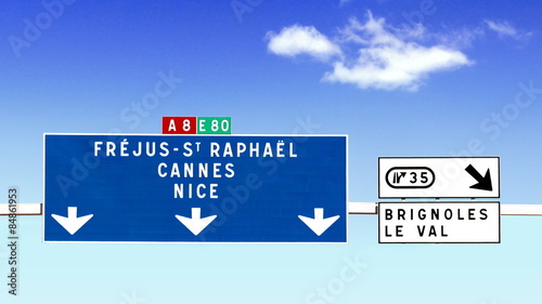 Signalisation sur autoroute