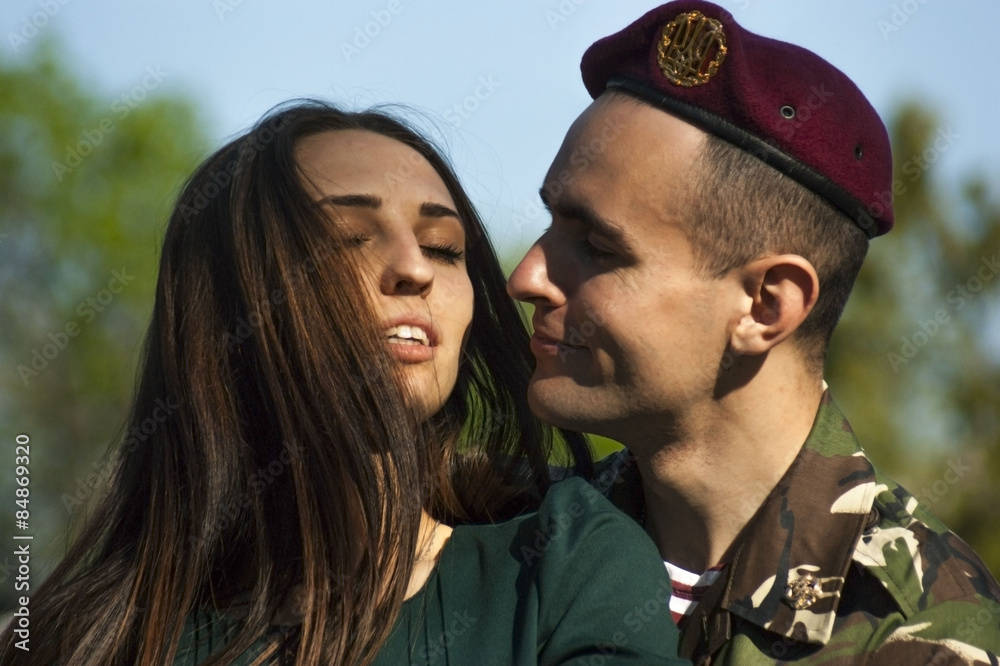 ukranian soldier with girlfriend ukranian soldier with girlfriend