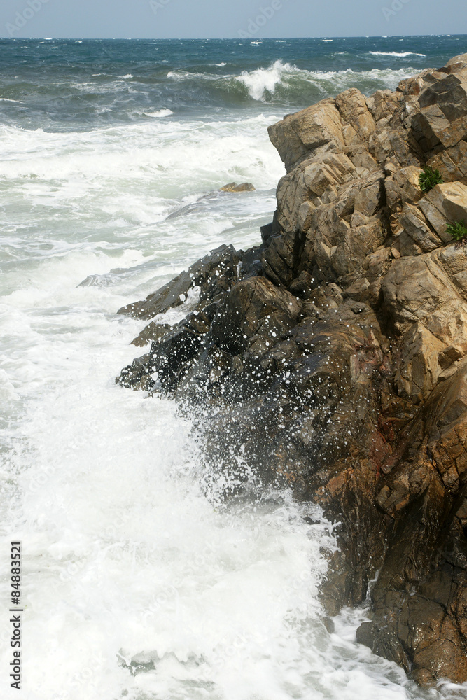 rocks and waves 5