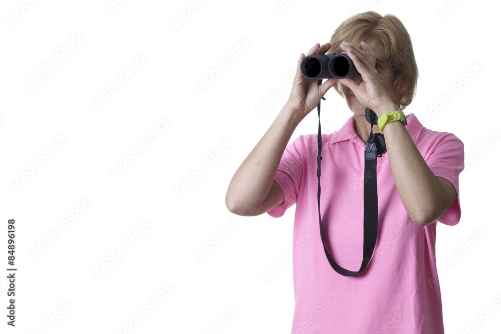 Frau blickt durch Fernglas Frau blickt durch Fernglas