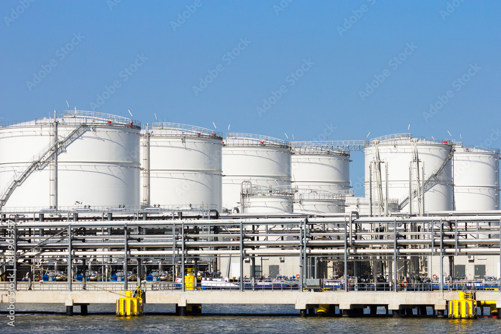 Obraz premium Oil industry