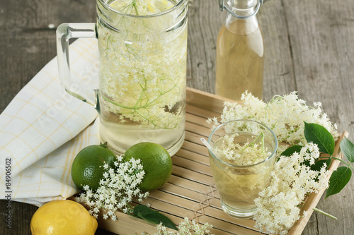  Elder syrup lemonade