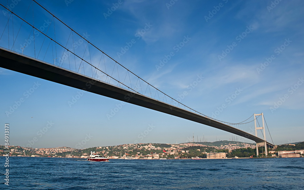 Obraz premium Bosphorus Bridge in Istanbul, Turkey.