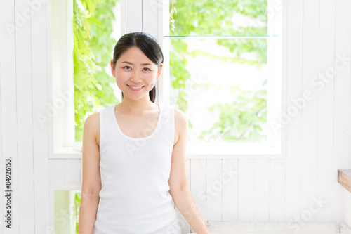 young asian woman in bathroom Free Download young asian woman in bathroom - GFXLoad